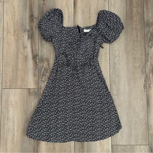 MOIRAI Black & White Flower Dress